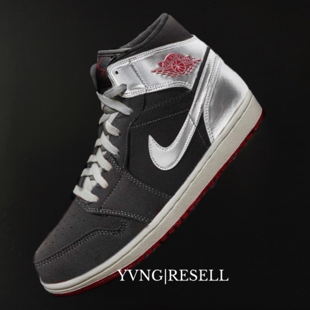 Jordan Brand Retro 1 Mid “Chrome/Red”